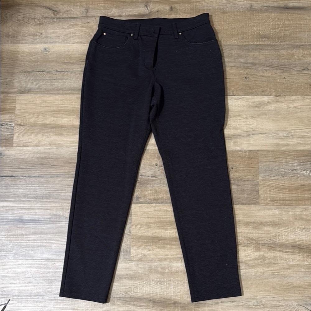 Chico's Black Straight Leg Pants Timeless Style